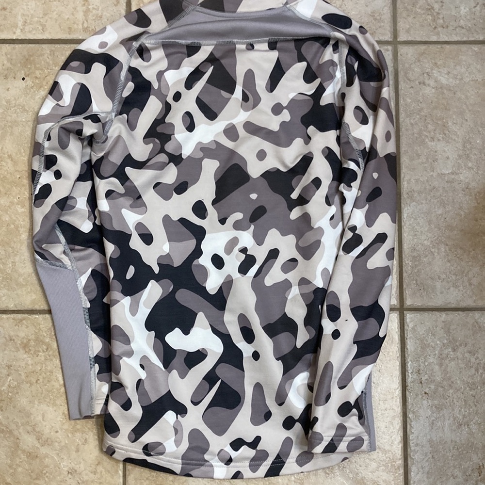 Compression shirt - Picture 2 of 3